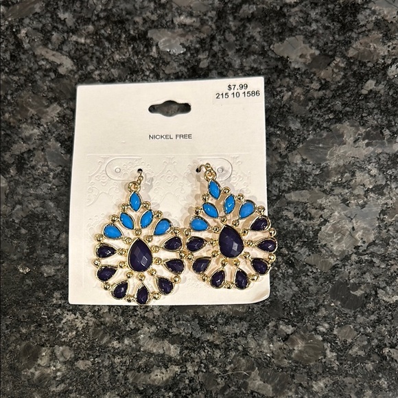 Jewelry - Midnight Blue and Malibu Blue Filagree Earrings, gold tone - Nickel Free!